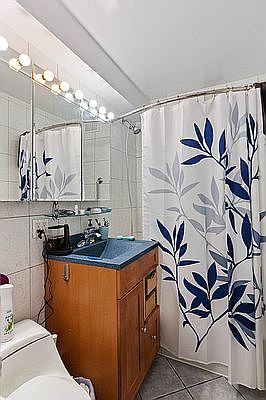 2nd image of 420 E 55th St #111H