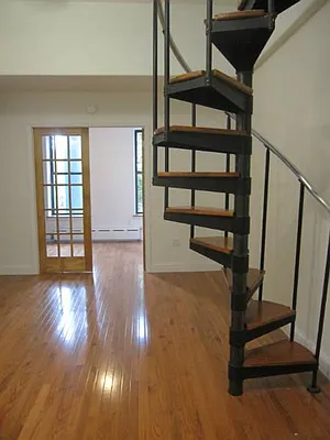 Rented by Centric New York | media 24