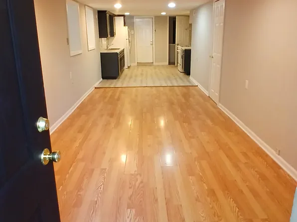 1938 N Saint Louis Ave #Basement, Chicago, IL 60647