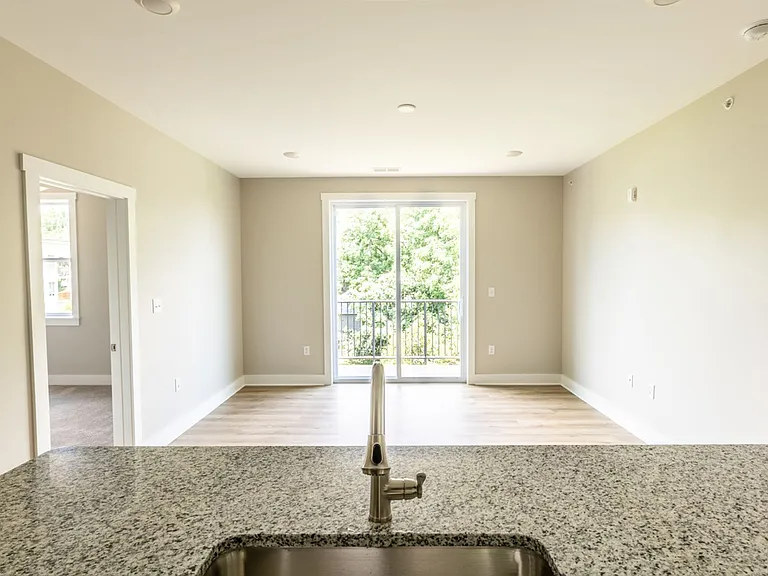 1201 Druid Ave — Photo 9