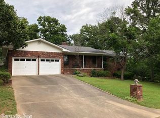 1706 W 3rd Pl, Russellville, AR 72801