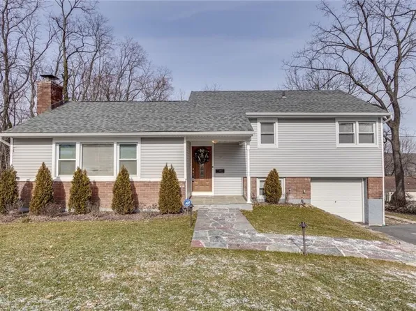 15 Downing Dr, White Plains, NY 10607