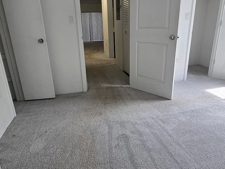 1917 Maravilla Ave #33 — Photo 16