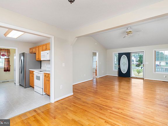 3rd image of 5 Princess Ann Ln
