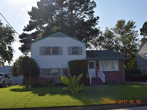 2nd image of 15 Briarwood Dr