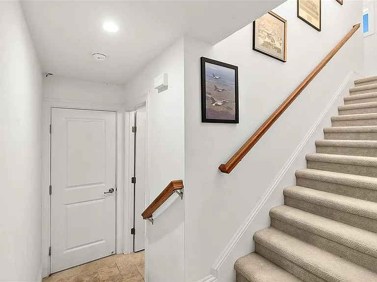 644 Riverview Rd — Photo 38