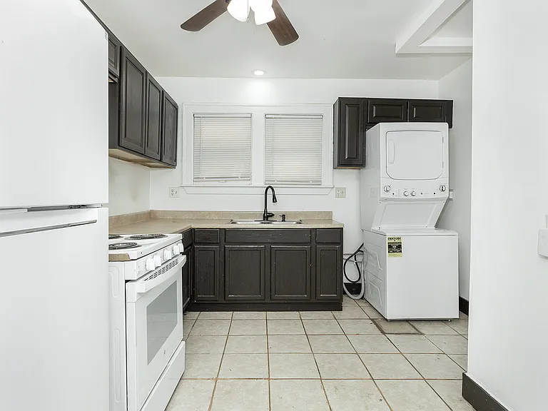 12123 Santa Rosa Dr — Photo 7