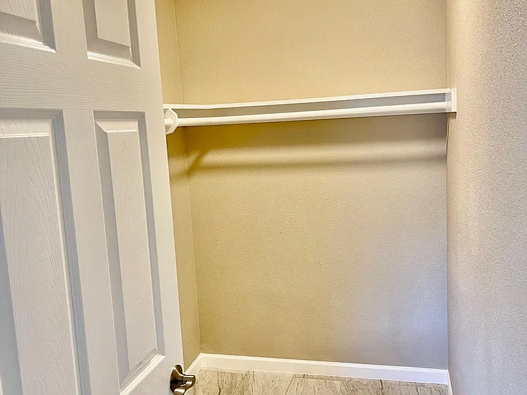 3024 N 39th St #4 — Photo 32