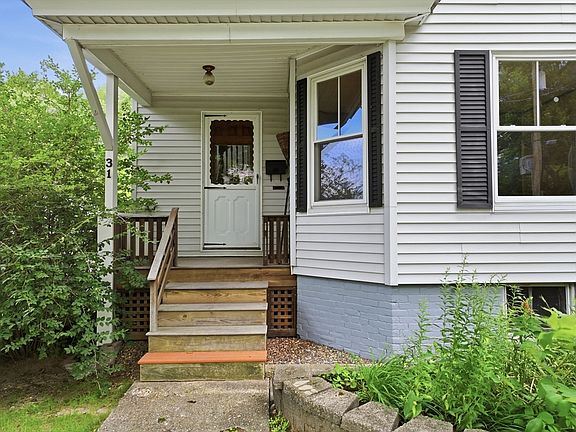 3rd image of 31 Lincoln Ave