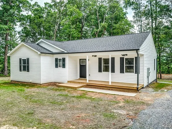 2990 Waldrop Church Rd, Louisa, VA 23093