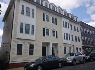 406-408H E 3rd St #3, South Boston, MA 02127