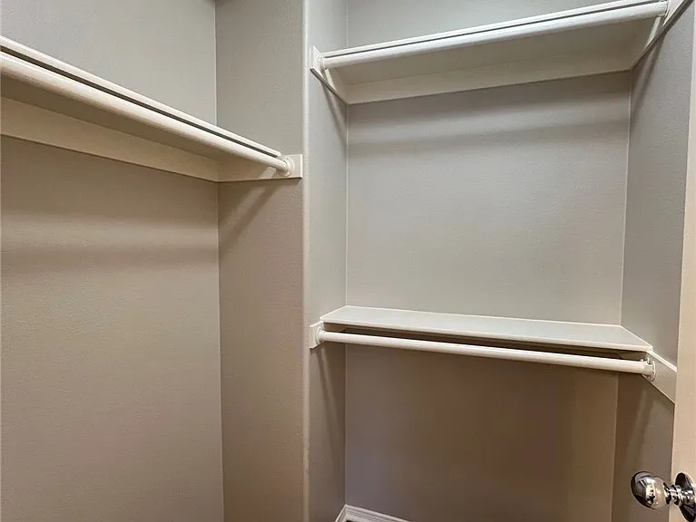 32 Herringbone — Photo 13