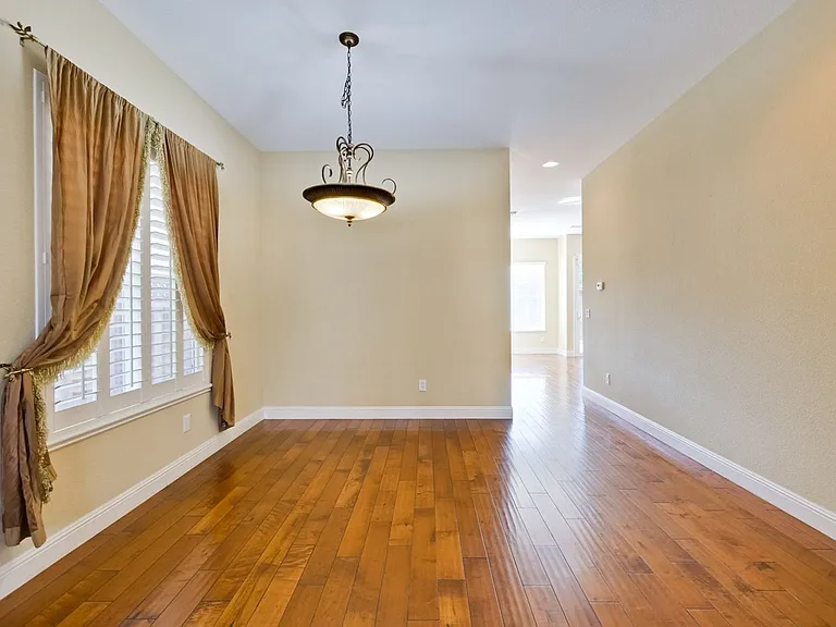 3027 Mousa Ct — Photo 30