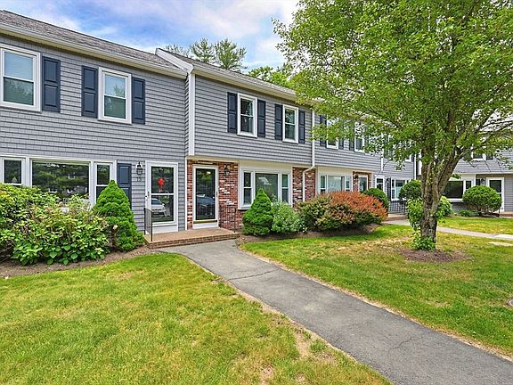 2nd image of 14 Sharron Dr