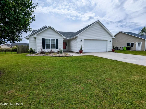 204 Ashley Nicole Court, Swansboro, NC 28584