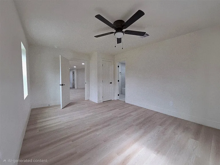 4607 Englewood St — Photo 28