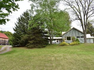 1184 Middle Rd, Willsboro, NY 12996