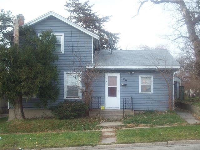 1st image of 106 S Pearl St