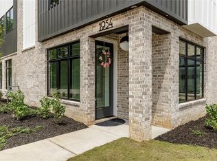 1954 8th St, Chamblee, GA 30341