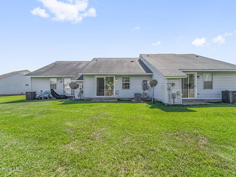 126 Witten Cir #B — Photo 19