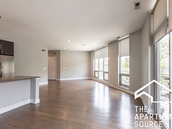 5th image of 2351 N Lister Ave #310