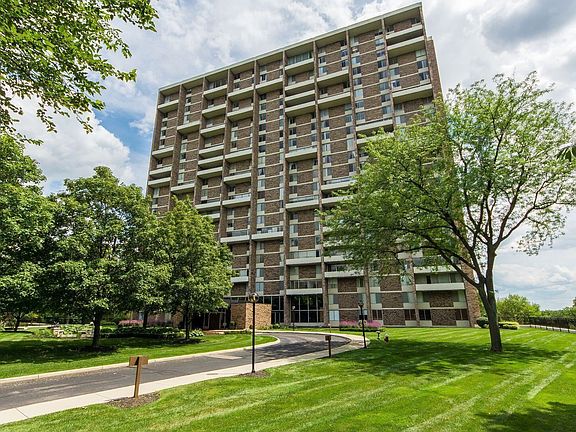 2nd image of 1000 Urlin Ave APT 1810