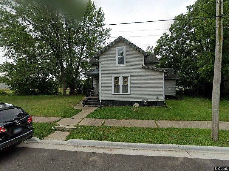 1st image of 1118 Selden St