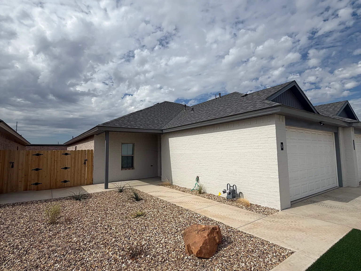 3 bed, 1500 sqft, $1,795 — Photo 2