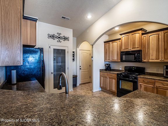 2nd image of 4731 Emerald St