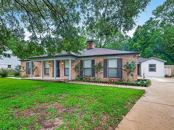 3rd image of 548 Brandon Rd