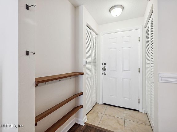 3rd image of 10435 MIDTOWN Parkway #252