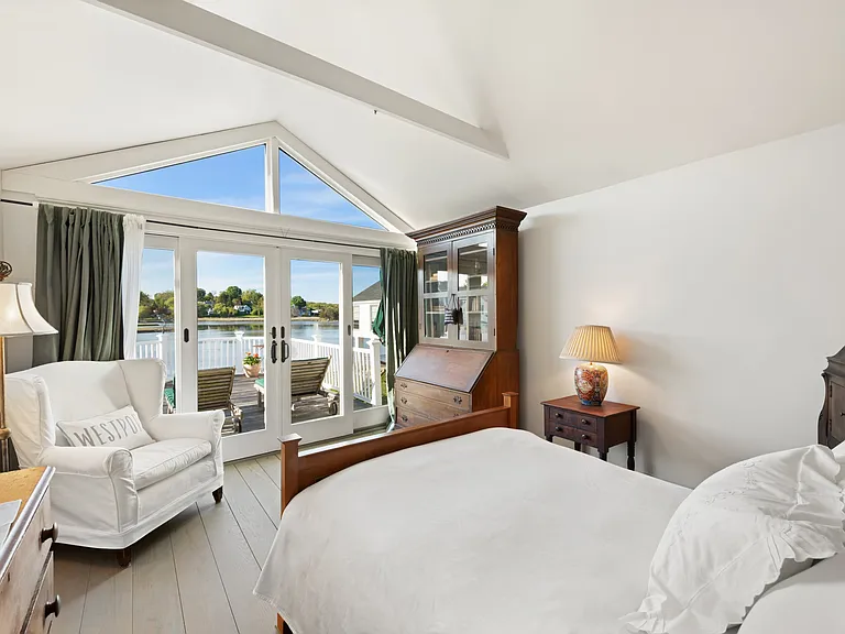 1st floor bedroom with expansive deck out back