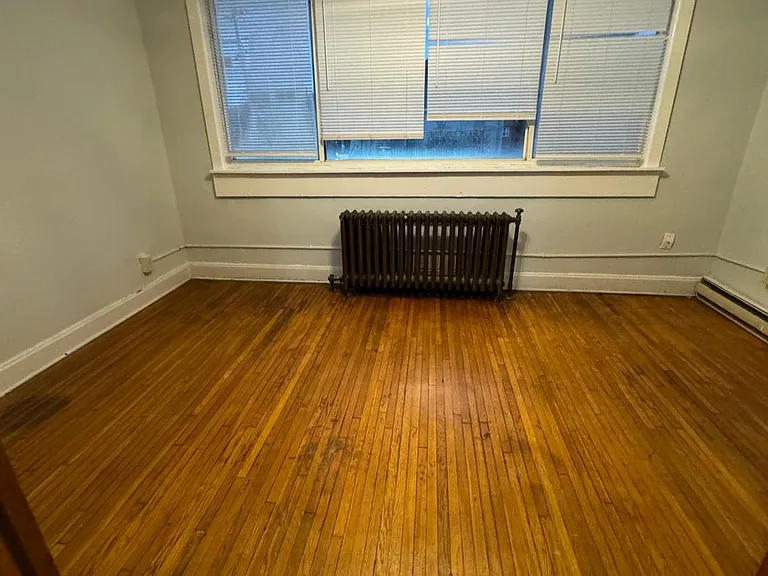 2551 Indianola Ave #1 — Photo 19