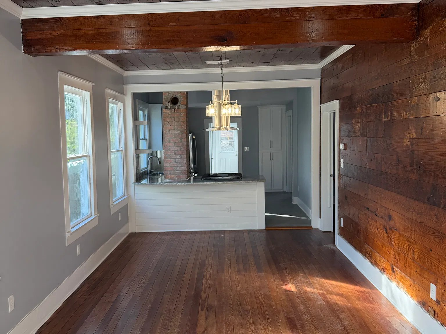 3 bed, 2.5 bath, 1488 sqft, $2,300 — Photo 3