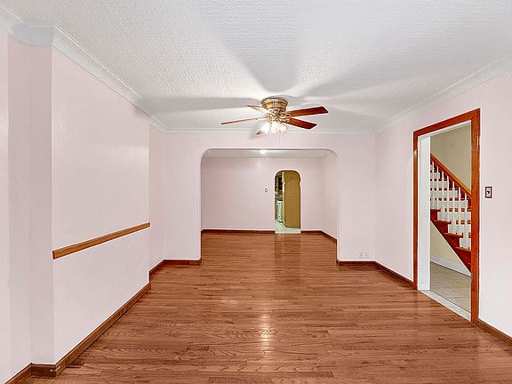 4th image of 449 57th St