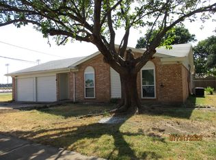 101 Randy Dr, Crowley, TX 76036