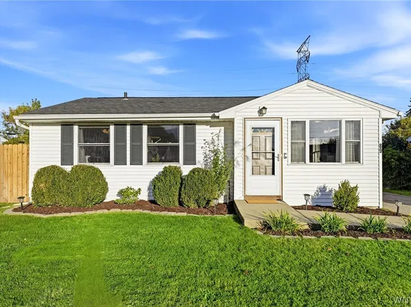 89 Wheaton Dr, Cheektowaga, NY 14225