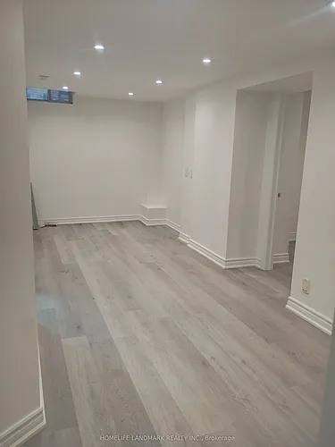 112 Holm Cres Photo 1