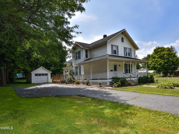 742 Main St, Dalton, MA 01226
