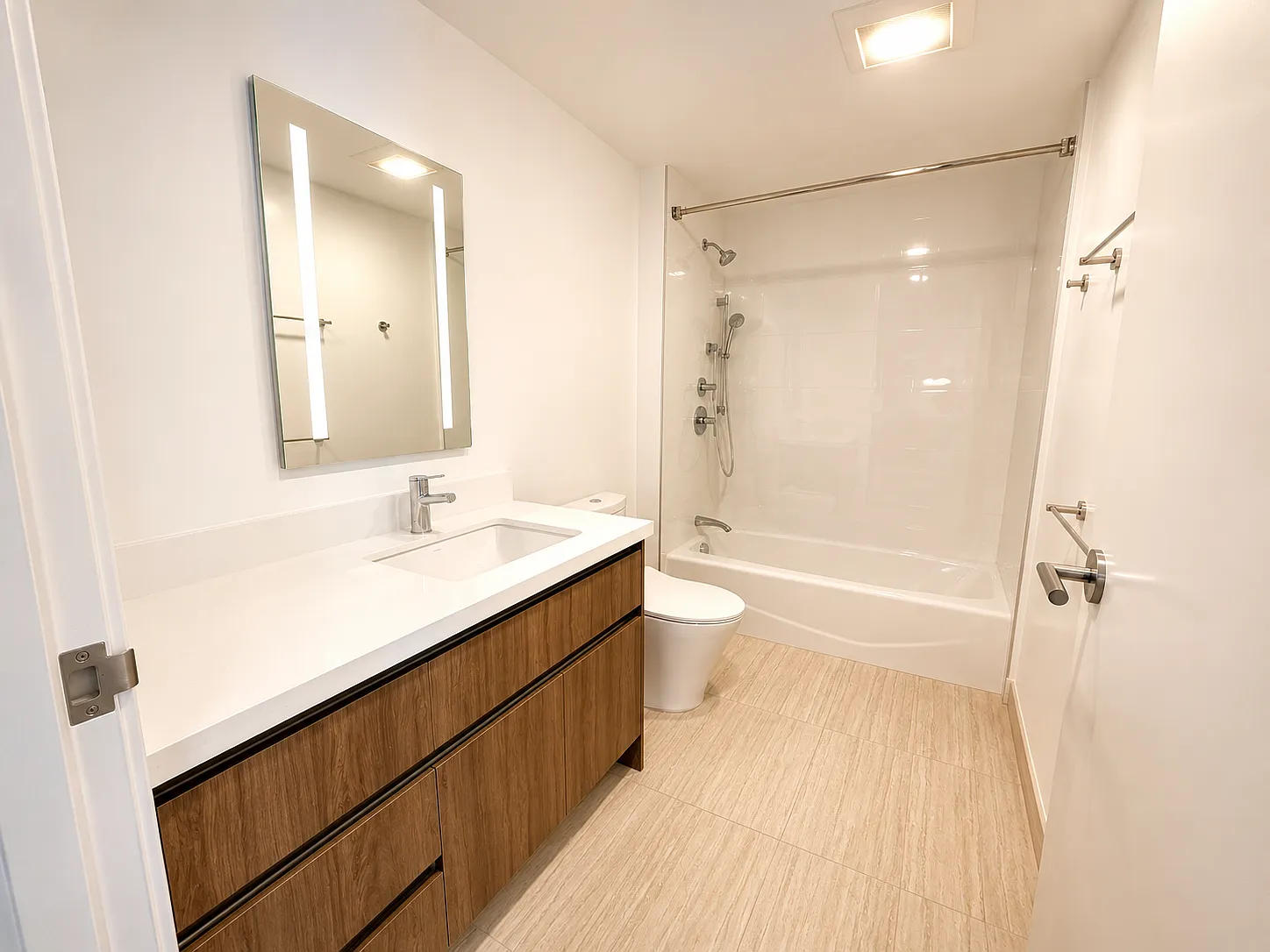 1 bed, 501 sqft, $3,250 — Photo 3