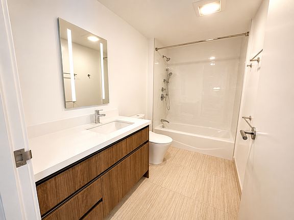 3rd image of 1500 Rycroft St #3803