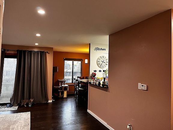 4th image of 1926 Prairie Sq APT 313