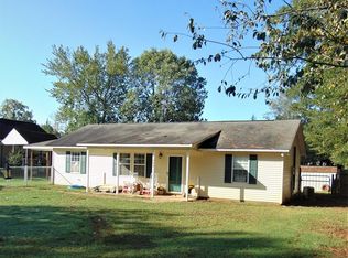 202 Rebecca Dr, Greenwood, SC 29646