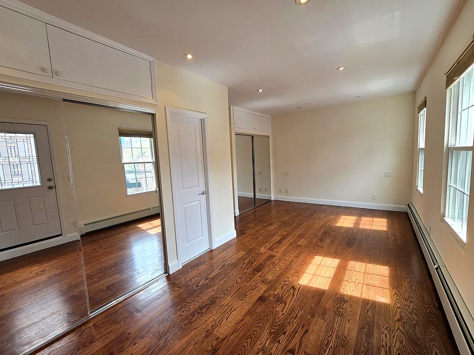 1st image of 1217 31st Dr #1F