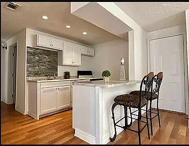 5th image of 1802 Cardinal Dr