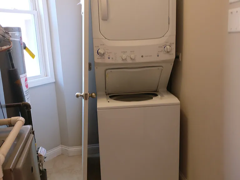 848 W Barry Ave #3R — Photo 8