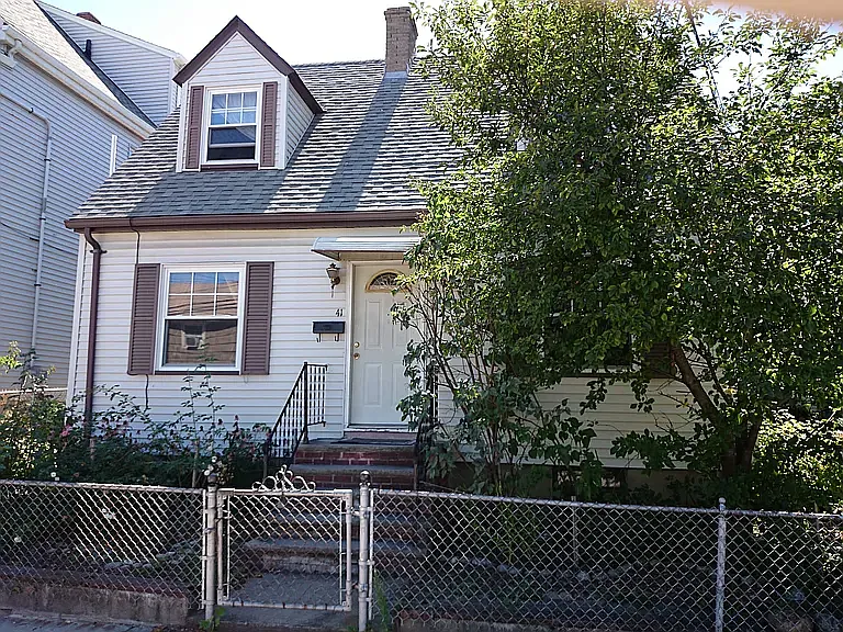 41 Saybrook St — Photo 9