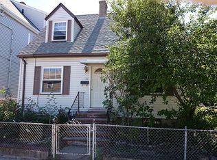 41 Saybrook St, Brighton, MA 02135