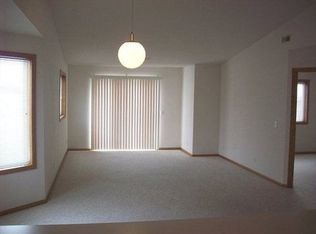 518 Dew Drop Ln, Center City, MN 55012