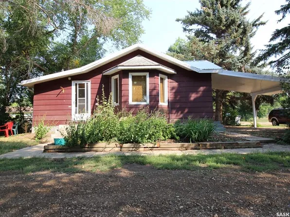 216 Spruce AVENUE N, Eastend, SK S0N 0T0